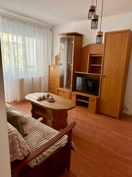 Drumul Taberei Bucla, Mega Image Valea Argesului,, acces Eroilor